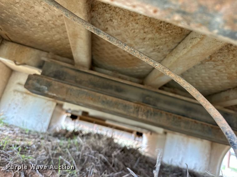 image for item EK0495 Reading SS108D21331 utility bed