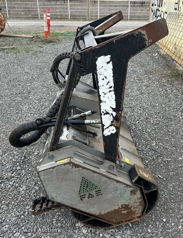 image for item EK0498 2016 FAE DML SSL-150 VT skid steer mulcher