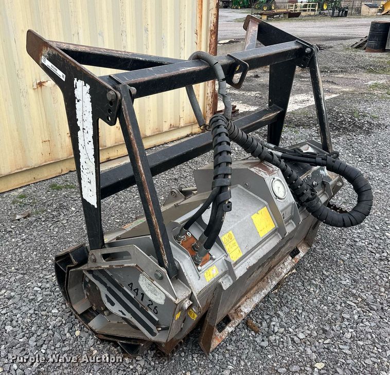 image for item EK0498 2016 FAE DML SSL-150 VT skid steer mulcher