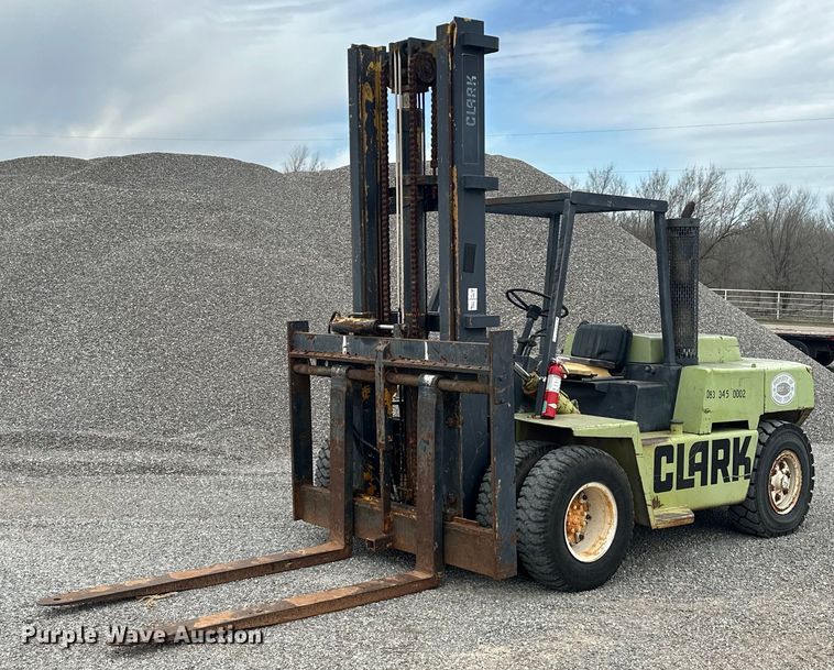 image for item EK0499 Clark C500Y 155 forklift