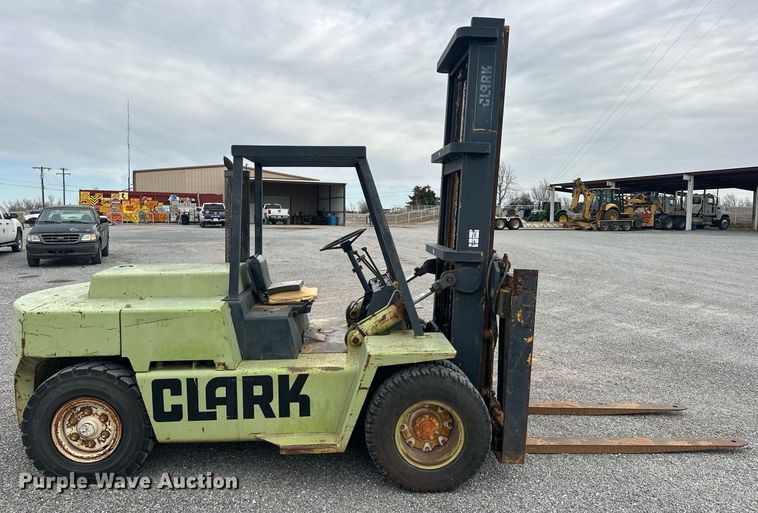 image for item EK0499 Clark C500Y 155 forklift