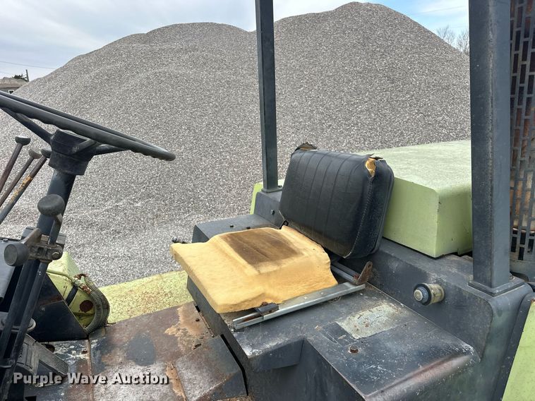 image for item EK0499 Clark C500Y 155 forklift