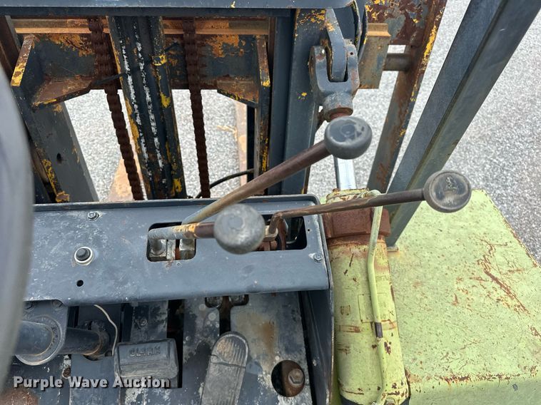 image for item EK0499 Clark C500Y 155 forklift