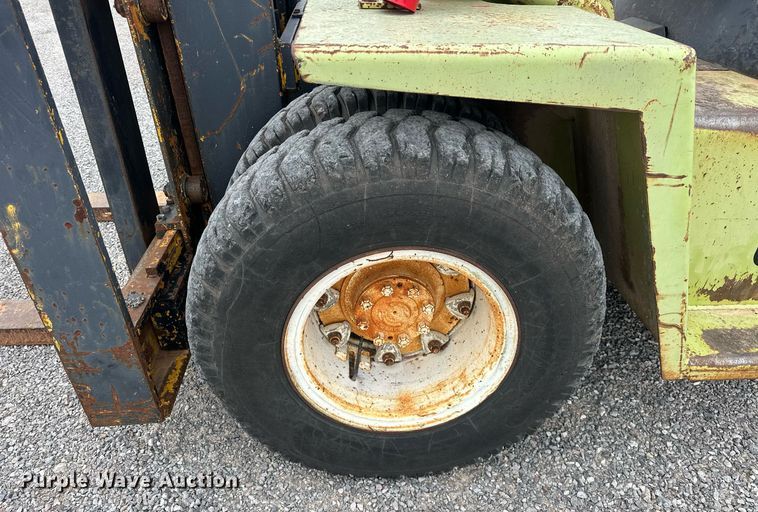 image for item EK0499 Clark C500Y 155 forklift