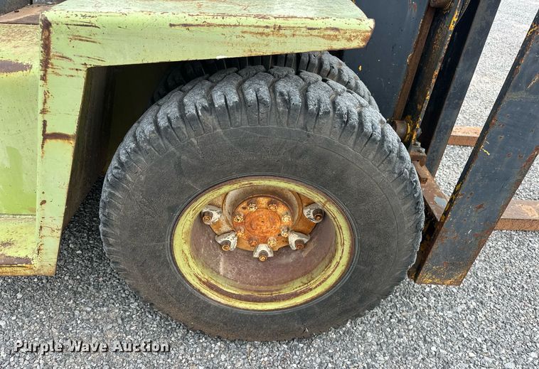 image for item EK0499 Clark C500Y 155 forklift