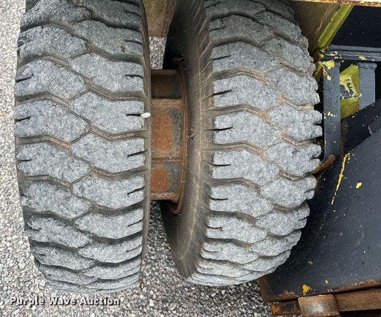 image for item EK0499 Clark C500Y 155 forklift