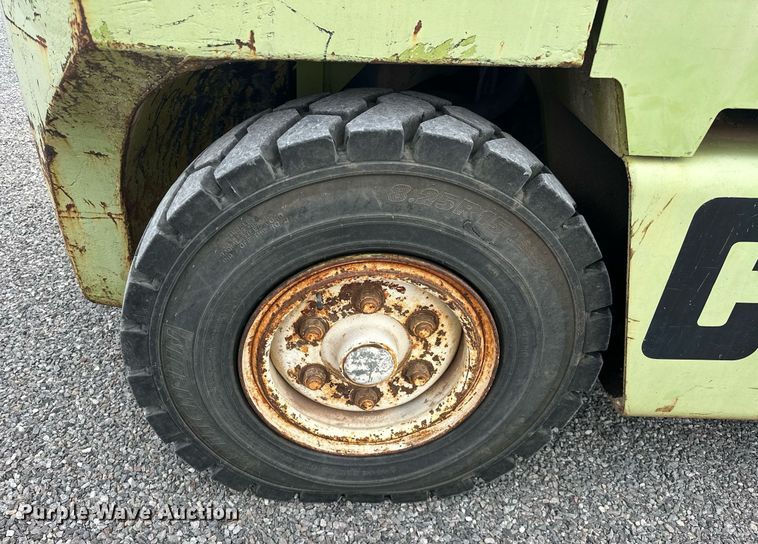 image for item EK0499 Clark C500Y 155 forklift
