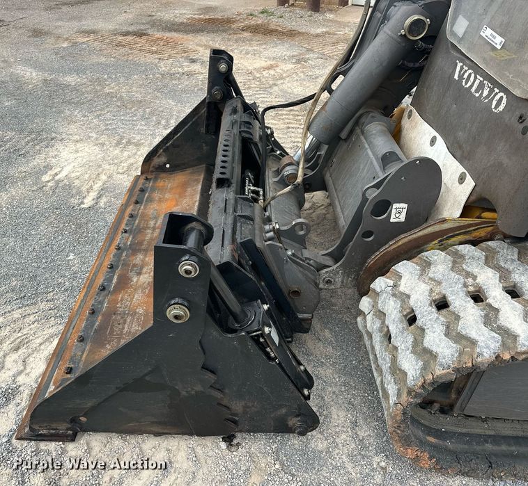 image for item EK0500 2016 Volvo MCT135C T4 tracked skid steer loader
