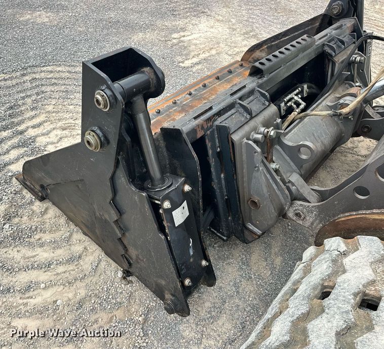 image for item EK0500 2016 Volvo MCT135C T4 tracked skid steer loader