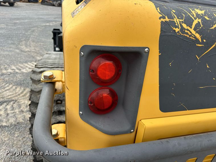 image for item EK0500 2016 Volvo MCT135C T4 tracked skid steer loader