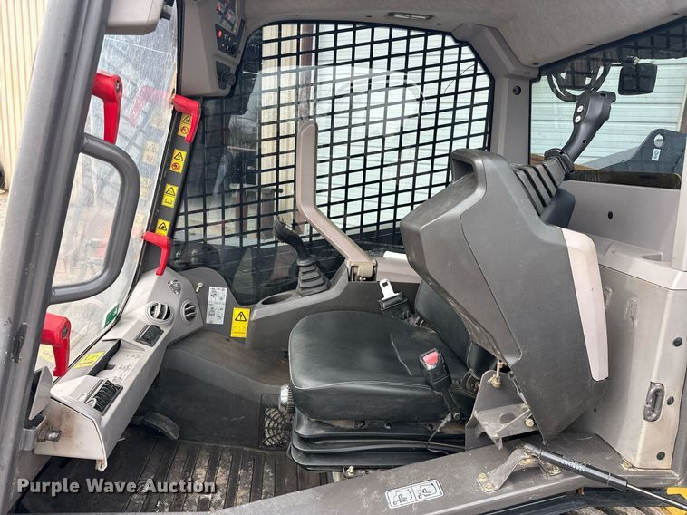 image for item EK0500 2016 Volvo MCT135C T4 tracked skid steer loader