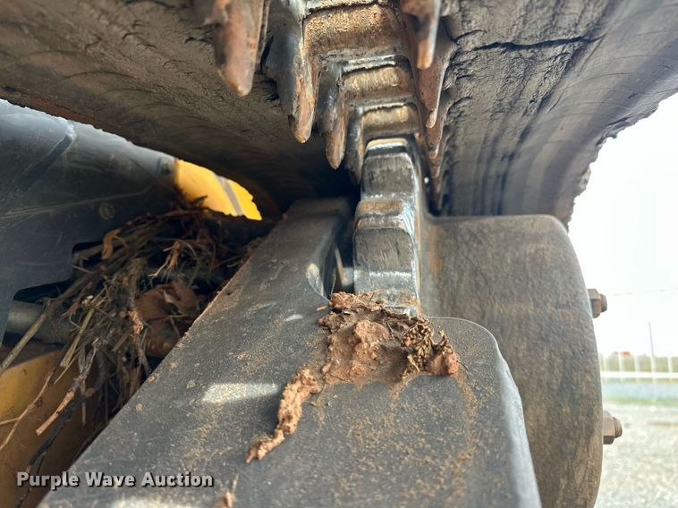 image for item EK0500 2016 Volvo MCT135C T4 tracked skid steer loader