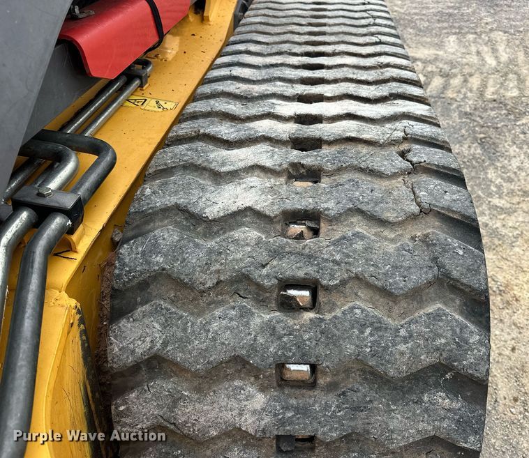 image for item EK0500 2016 Volvo MCT135C T4 tracked skid steer loader