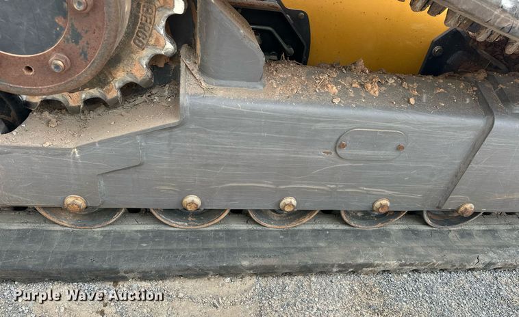 image for item EK0500 2016 Volvo MCT135C T4 tracked skid steer loader