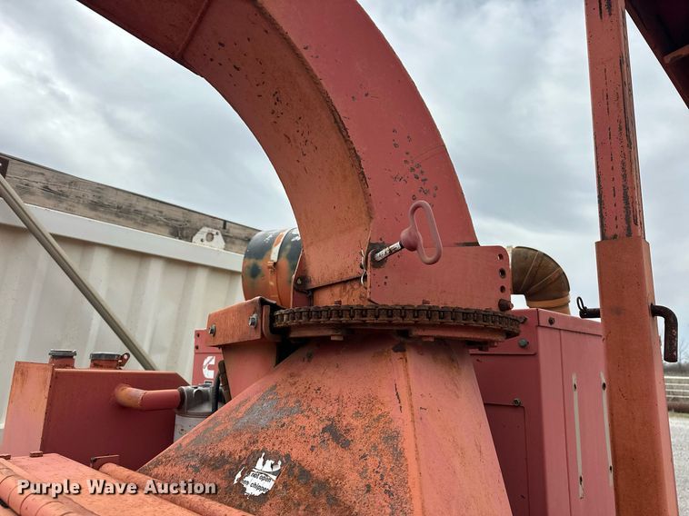 image for item EK0504 Morbark wood chipper