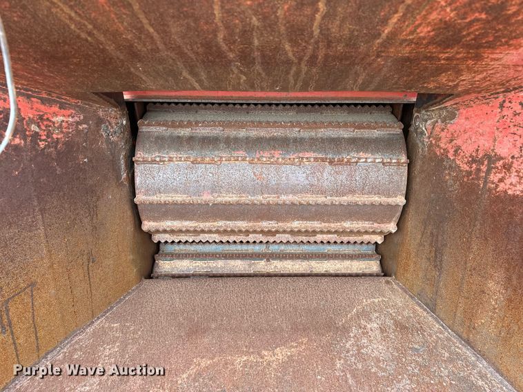 image for item EK0504 Morbark wood chipper