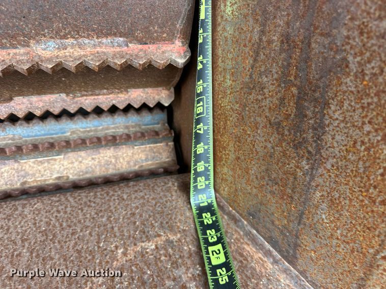 image for item EK0504 Morbark wood chipper