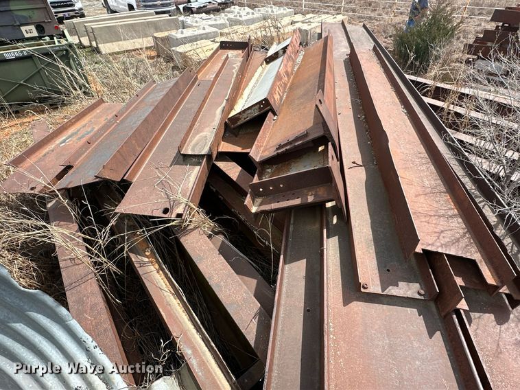 image for item EK0507 (13) I-beams