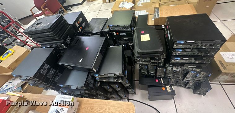 image for item EK0531 Approximately 148 Dell desktops