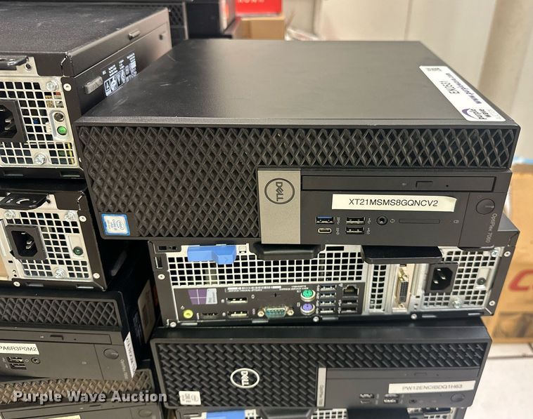 image for item EK0531 Approximately 148 Dell desktops