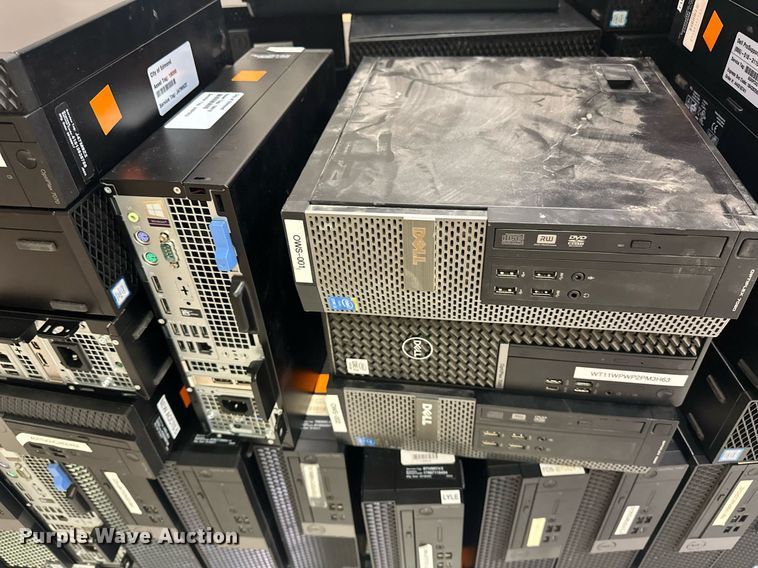 image for item EK0531 Approximately 148 Dell desktops