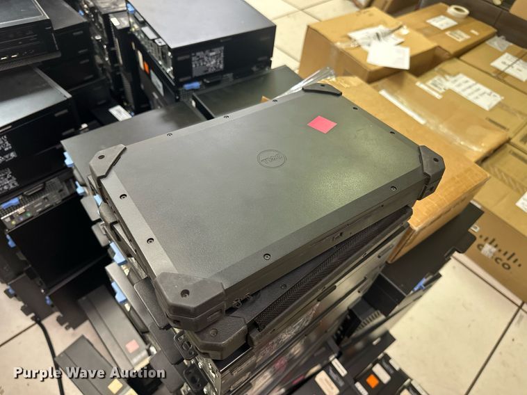 image for item EK0531 Approximately 148 Dell desktops