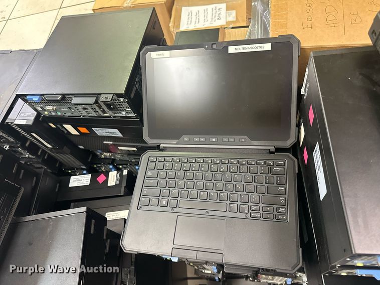 image for item EK0531 Approximately 148 Dell desktops