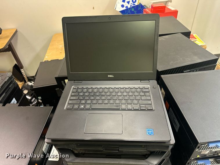 image for item EK0531 Approximately 148 Dell desktops