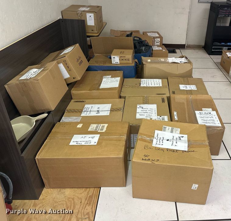 image for item EK0533 Approximately 400 phone systems