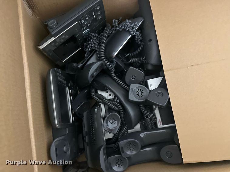 image for item EK0533 Approximately 400 phone systems