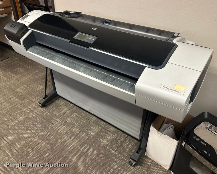 image for item EK0536 HP DesignJet T1200 large format color plotter