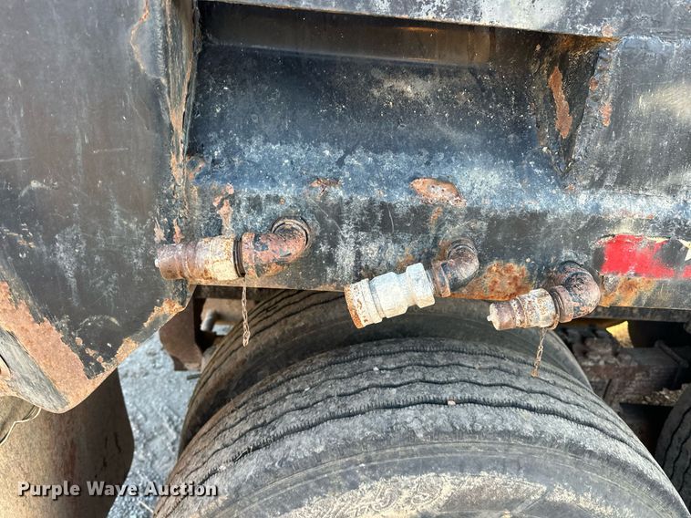 image for item EK0538 2009 International 7400 dump truck