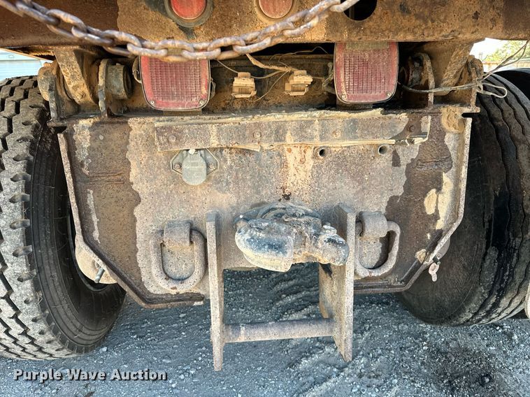 image for item EK0538 2009 International 7400 dump truck