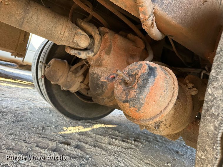 image for item EK0538 2009 International 7400 dump truck