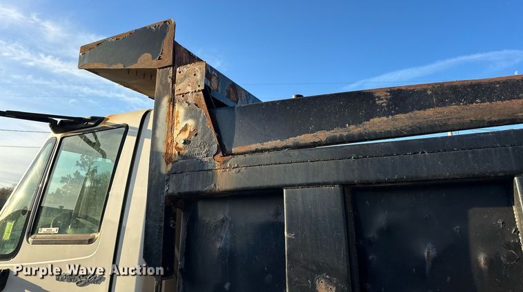 image for item EK0538 2009 International 7400 dump truck