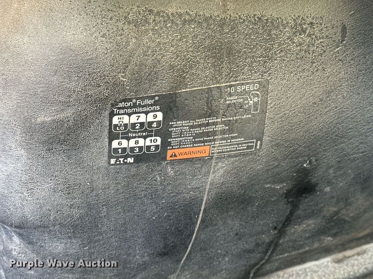 image for item EK0538 2009 International 7400 dump truck