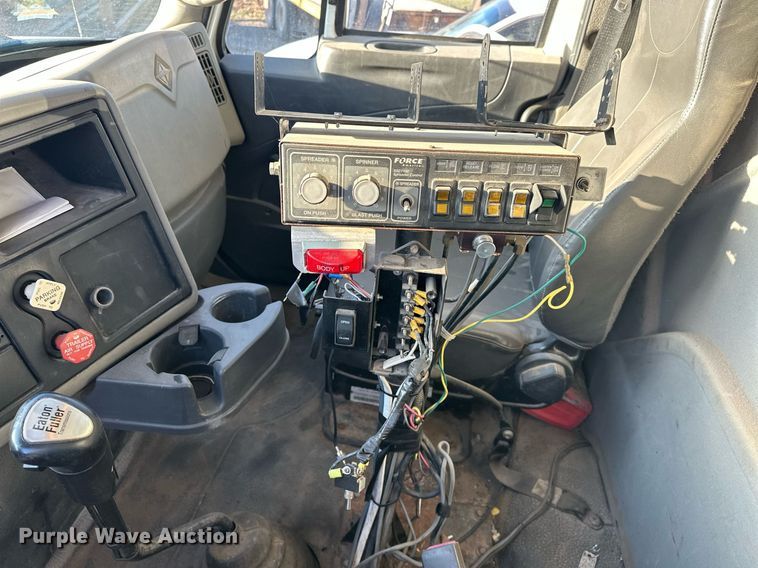 image for item EK0538 2009 International 7400 dump truck