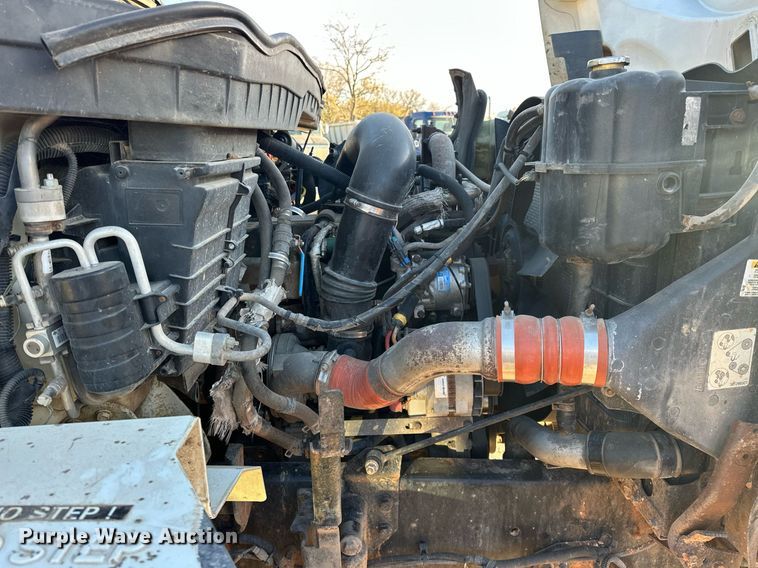 image for item EK0538 2009 International 7400 dump truck