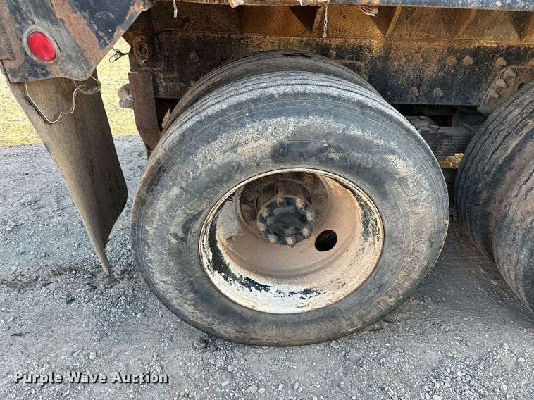 image for item EK0538 2009 International 7400 dump truck