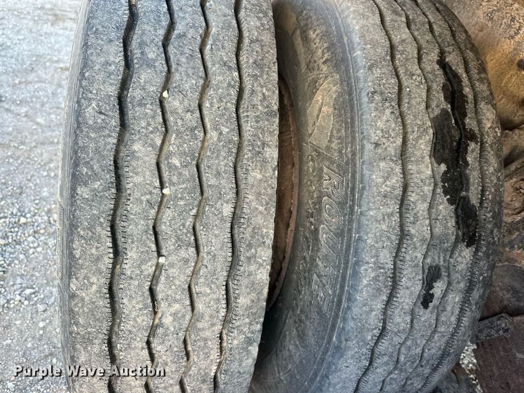 image for item EK0538 2009 International 7400 dump truck