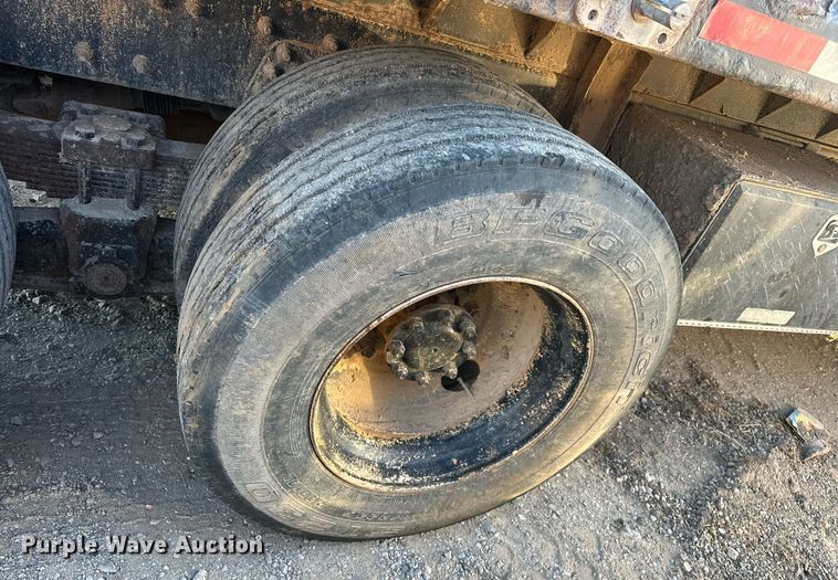 image for item EK0538 2009 International 7400 dump truck