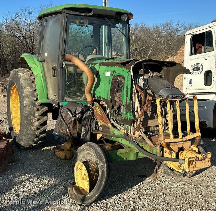 image for item EK0541 2003 John Deere 6615 tractor