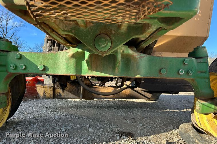 image for item EK0541 2003 John Deere 6615 tractor