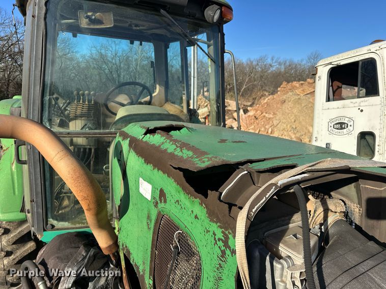 image for item EK0541 2003 John Deere 6615 tractor