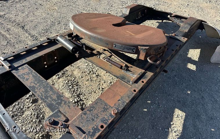 image for item EK0542 1995 International 9400 semi truck