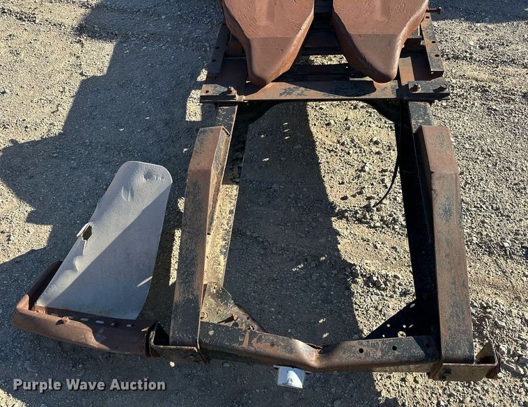 image for item EK0542 1995 International 9400 semi truck