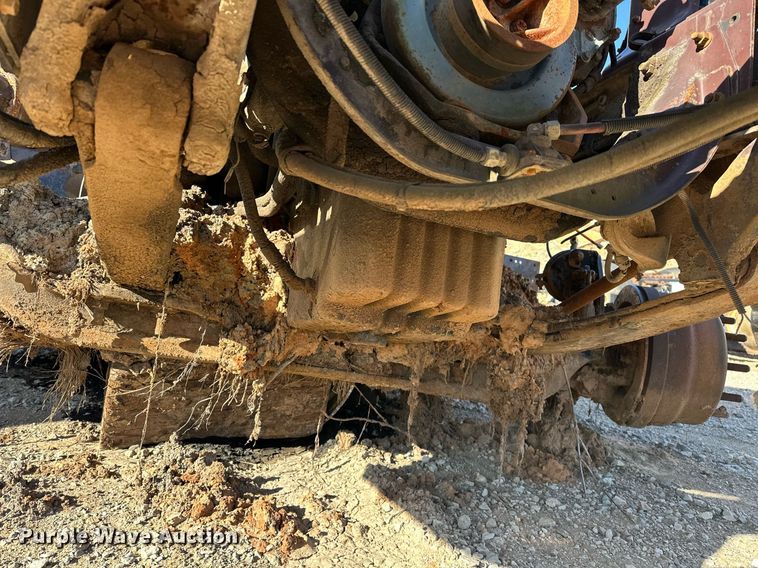 image for item EK0542 1995 International 9400 semi truck