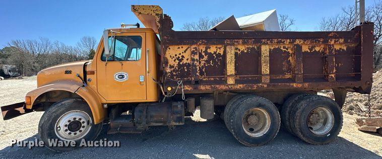image for item EK0544 1997 International 4900  dump truck