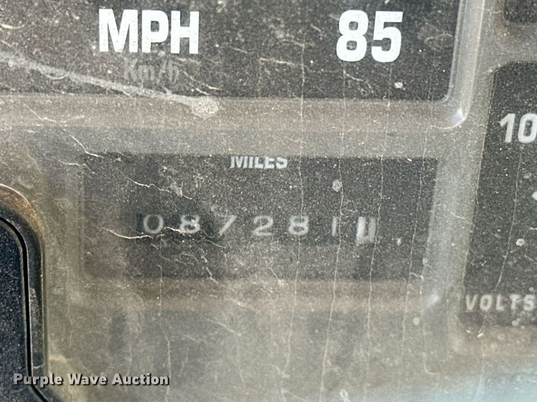 image for item EK0544 1997 International 4900  dump truck