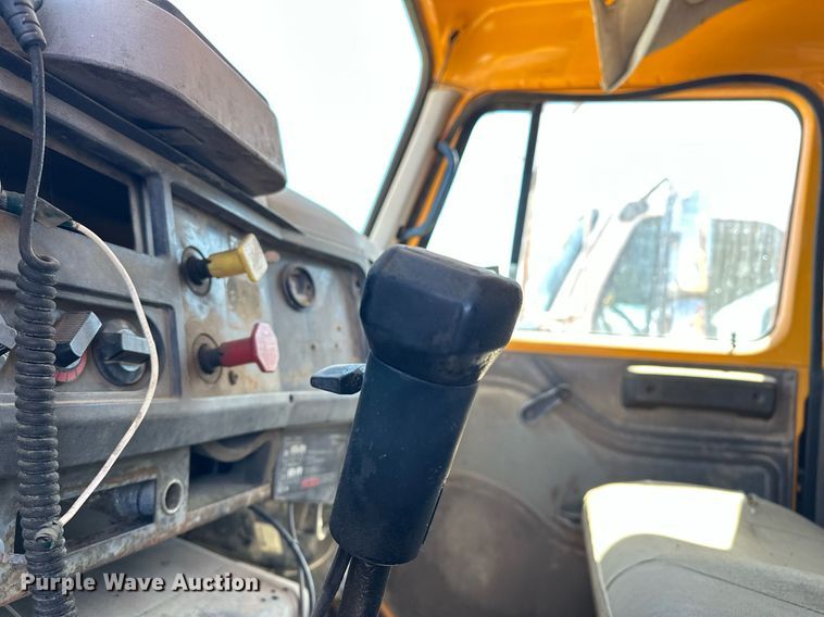 image for item EK0544 1997 International 4900  dump truck